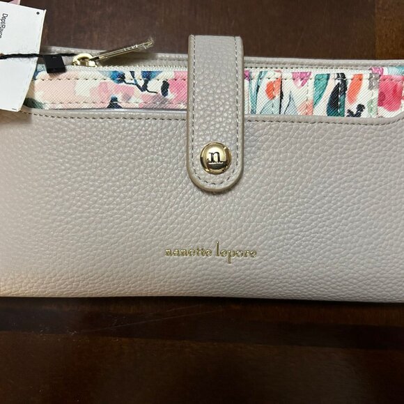 nanette lepore wallet, brand new, beige - Picture 3 of 6